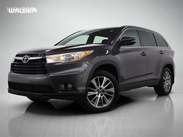 used 2016 Toyota Highlander car, priced at $21,998