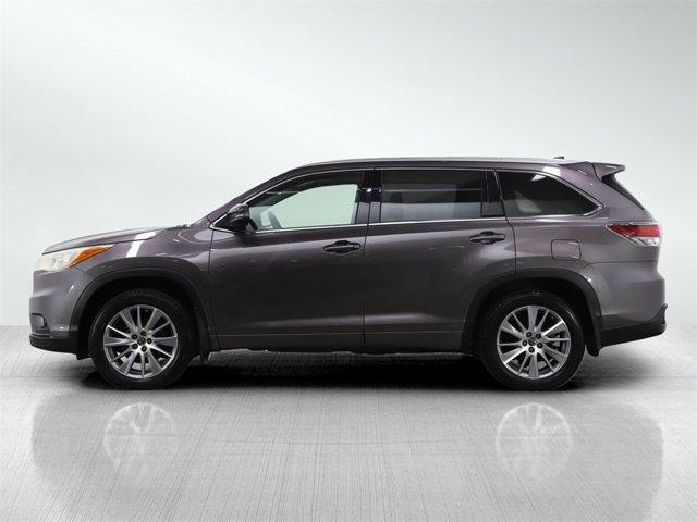 used 2016 Toyota Highlander car, priced at $21,998