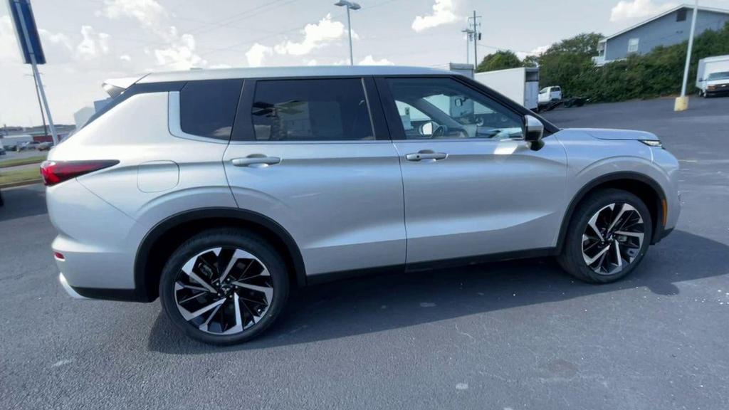 used 2023 Mitsubishi Outlander car, priced at $23,980
