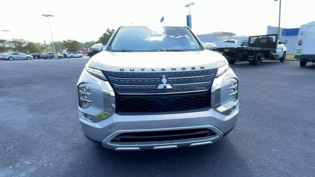 used 2023 Mitsubishi Outlander car, priced at $23,980