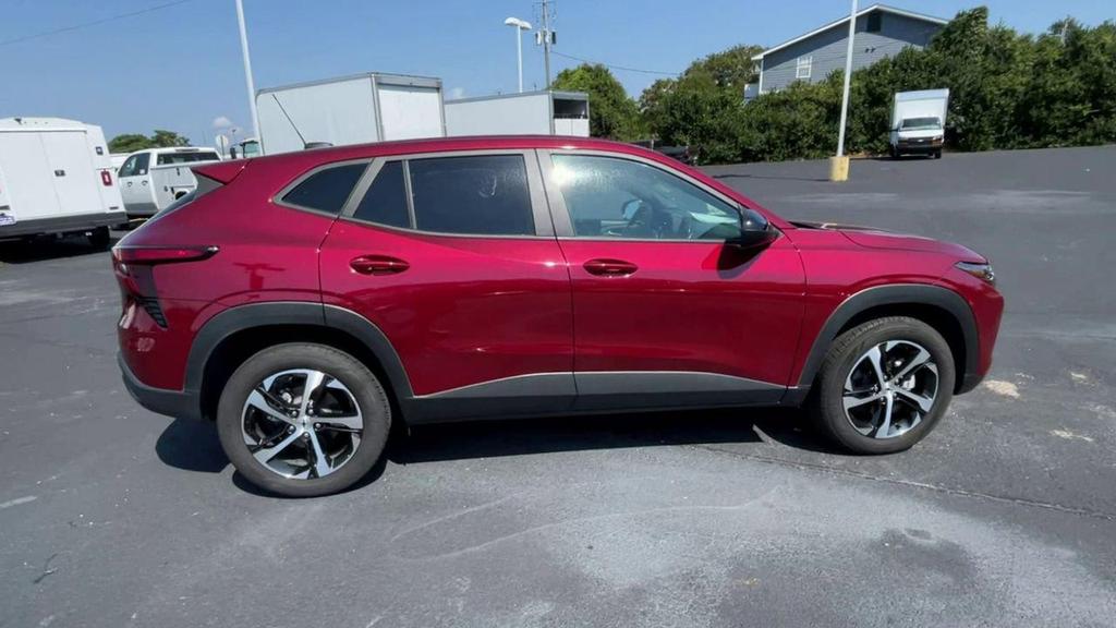 used 2024 Chevrolet Trax car, priced at $23,112
