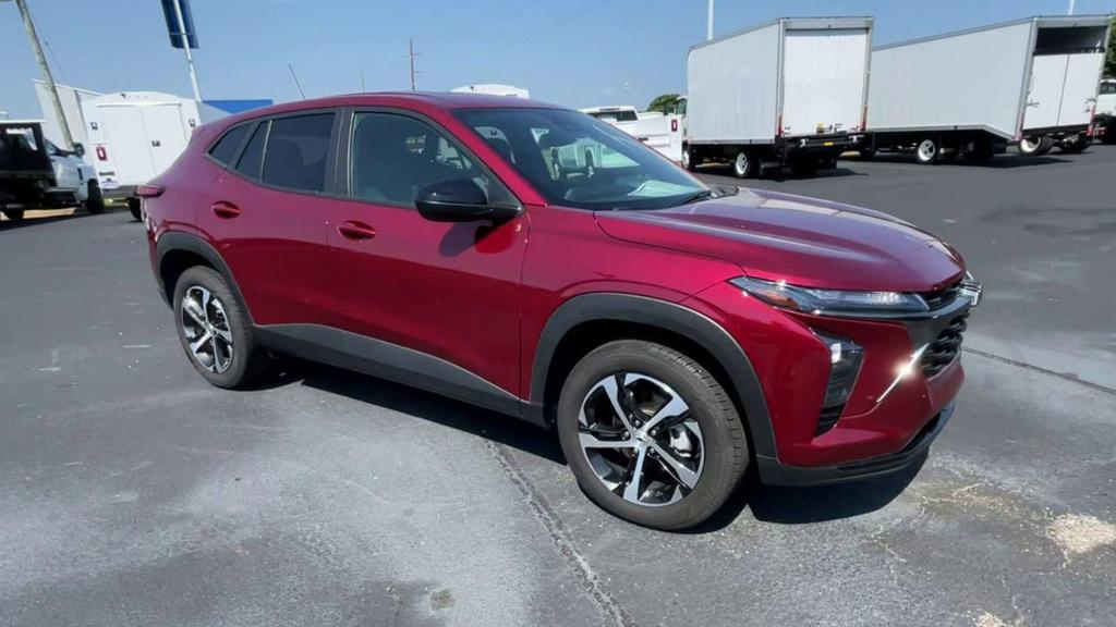 used 2024 Chevrolet Trax car, priced at $23,112