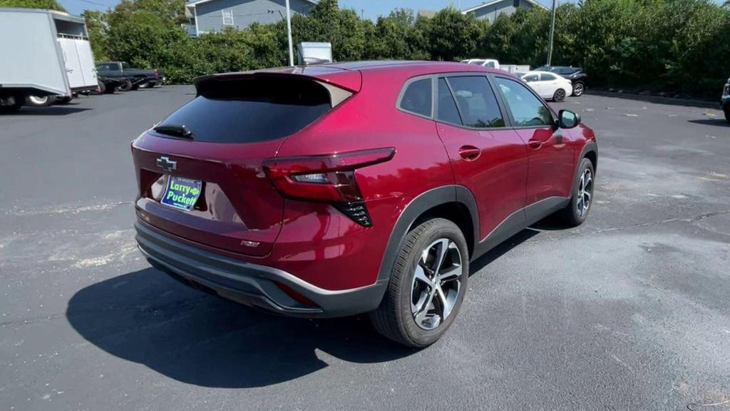 used 2024 Chevrolet Trax car, priced at $23,112