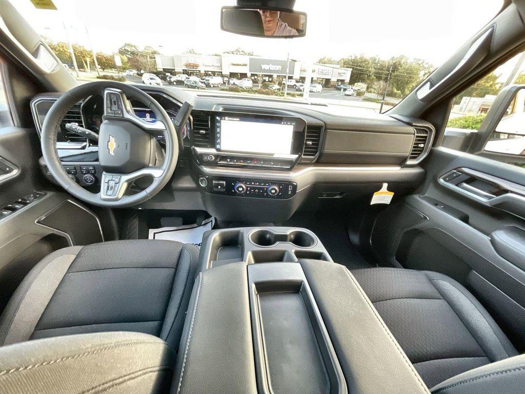 new 2025 Chevrolet Silverado 2500 car, priced at $69,985