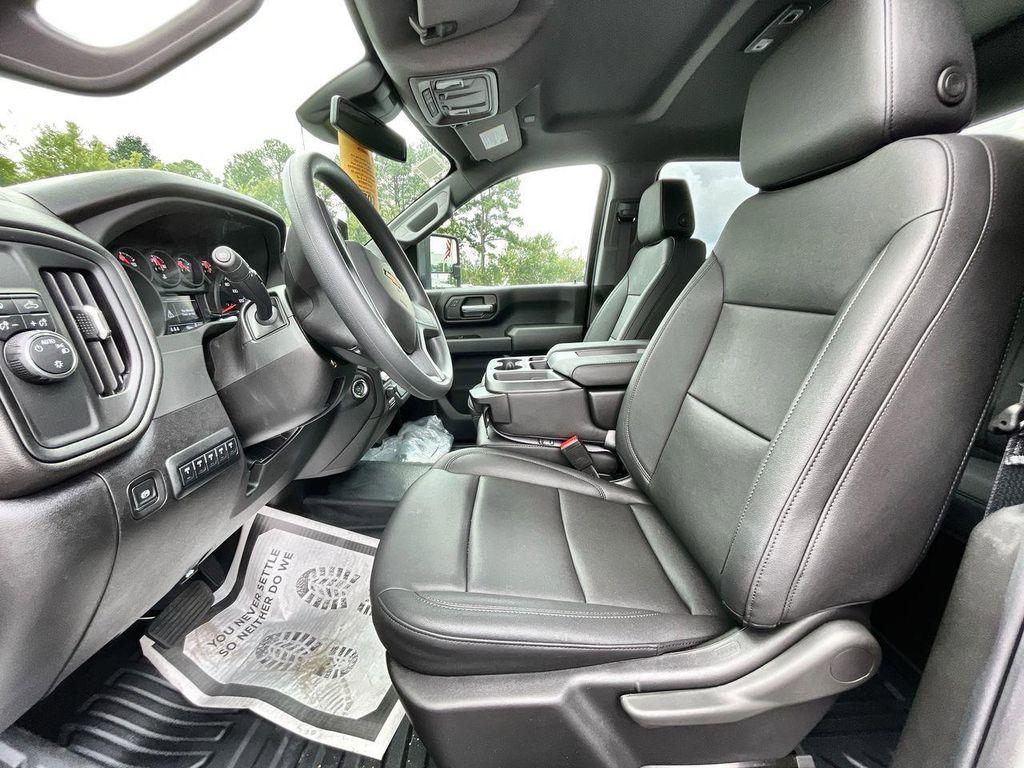 new 2025 Chevrolet Silverado 2500 car, priced at $59,980