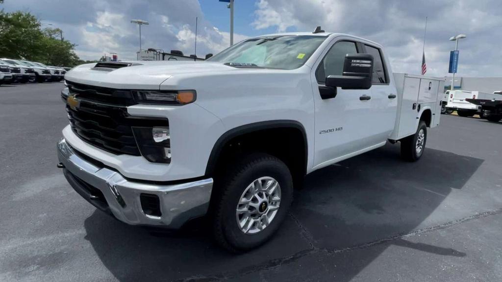 new 2025 Chevrolet Silverado 2500 car, priced at $59,980