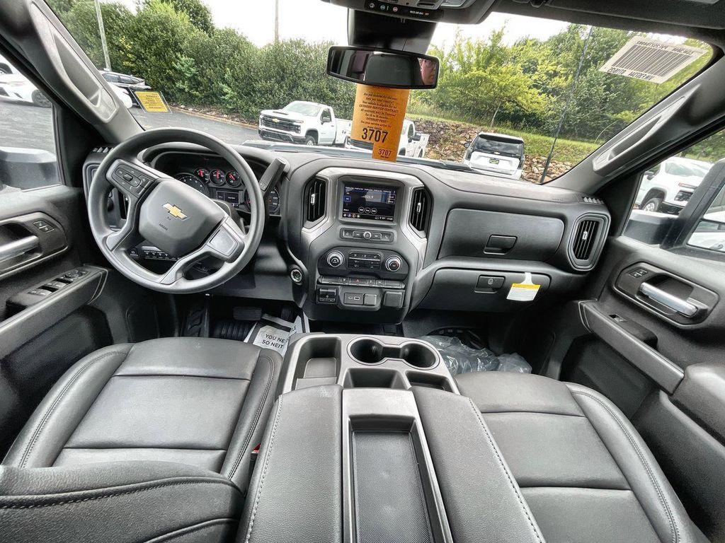 new 2025 Chevrolet Silverado 2500 car, priced at $59,980