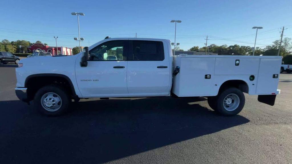 new 2025 Chevrolet Silverado 3500 car, priced at $66,083
