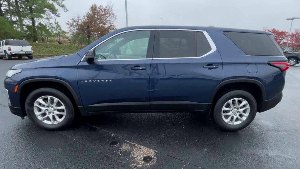 used 2023 Chevrolet Traverse car, priced at $27,585