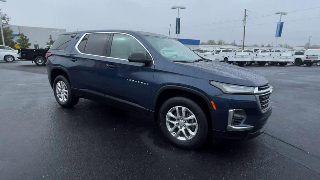 used 2023 Chevrolet Traverse car, priced at $27,585