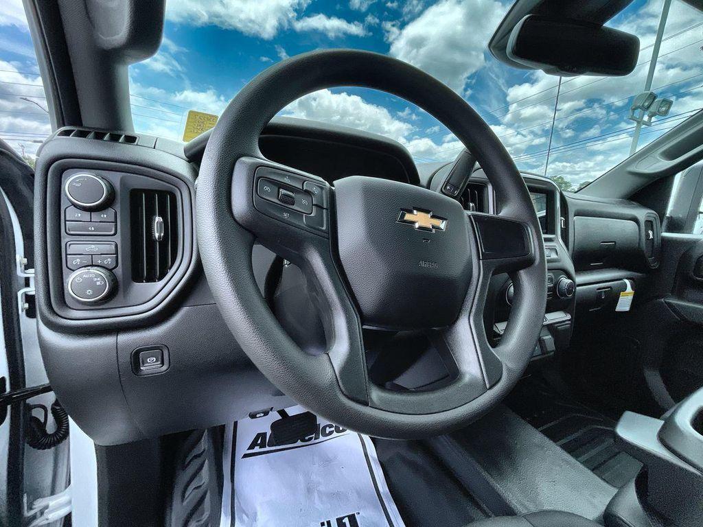 new 2025 Chevrolet Silverado 2500 car, priced at $55,625