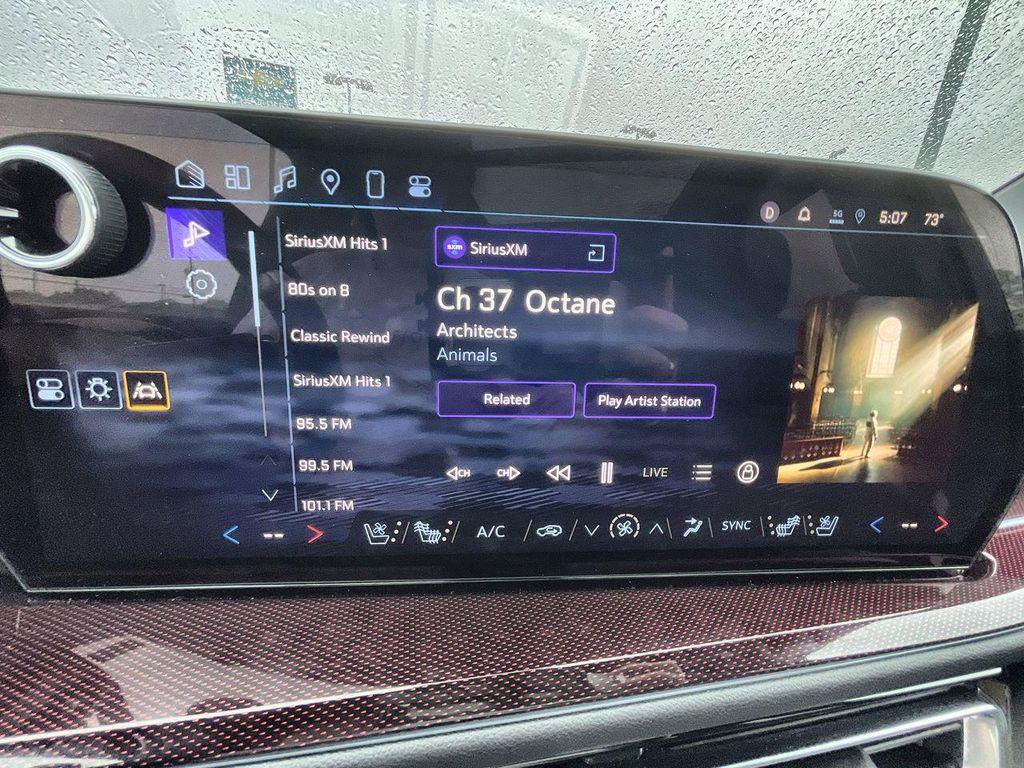 used 2025 Chevrolet Traverse car, priced at $50,980