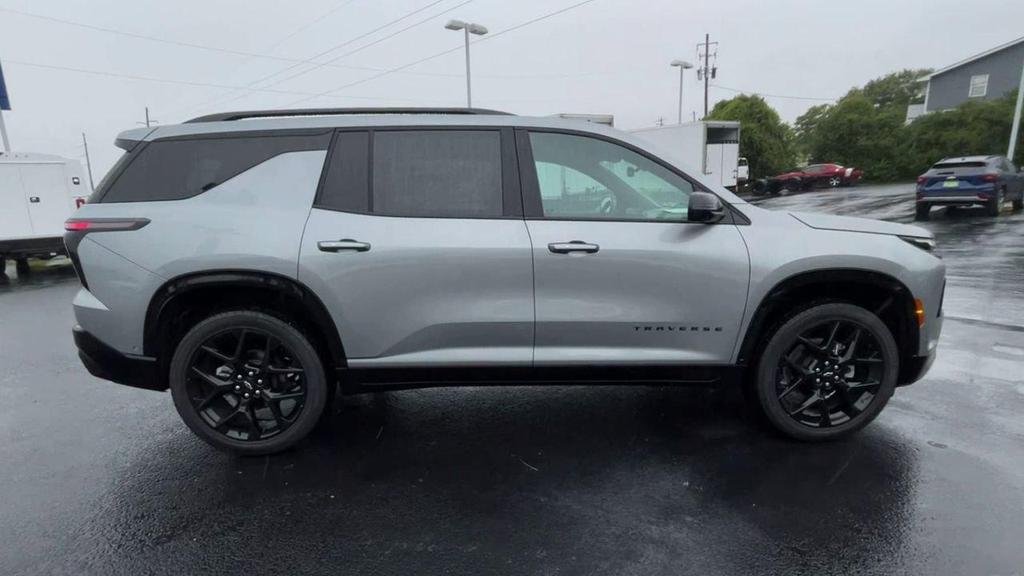 used 2025 Chevrolet Traverse car, priced at $50,980