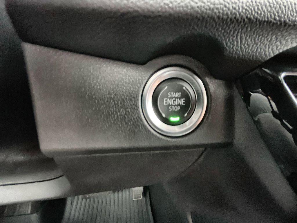 used 2025 Chevrolet Traverse car, priced at $50,980