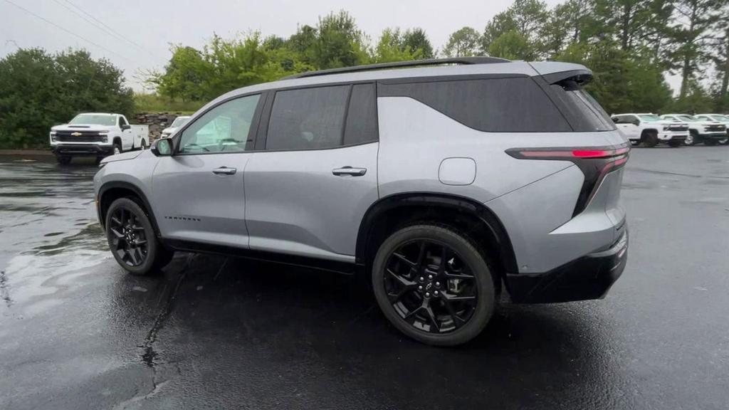 used 2025 Chevrolet Traverse car, priced at $50,980