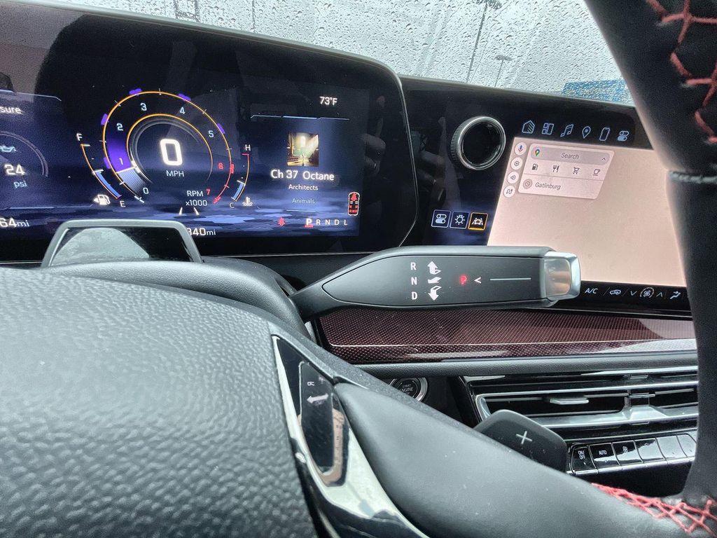 used 2025 Chevrolet Traverse car, priced at $50,980