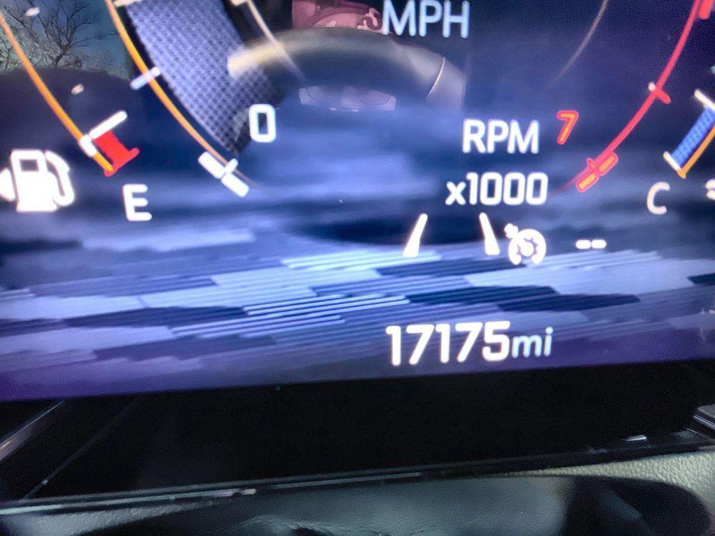 used 2024 Chevrolet Traverse car, priced at $36,995