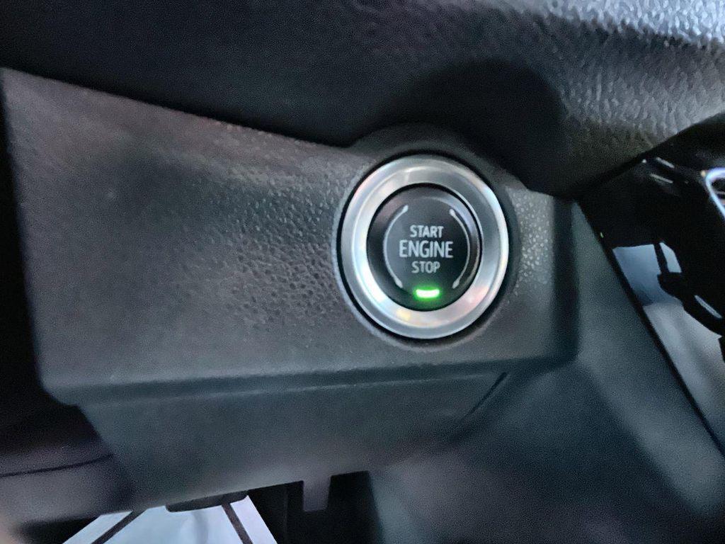 used 2024 Chevrolet Traverse car, priced at $36,995