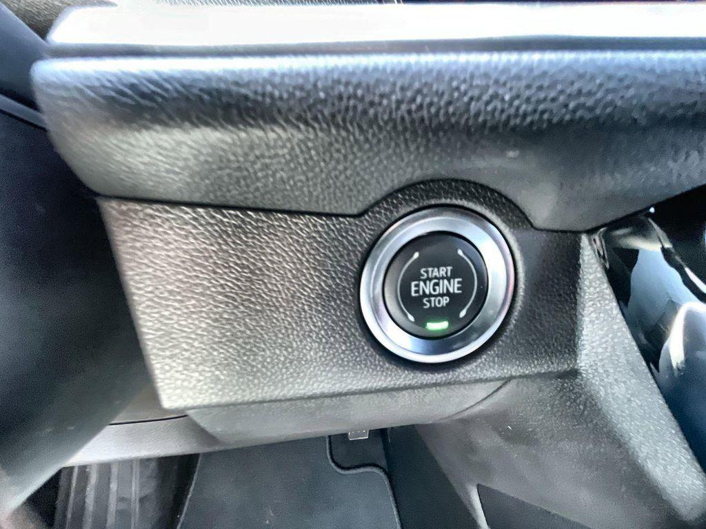 used 2025 Chevrolet Traverse car, priced at $38,980