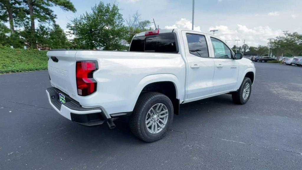 new 2025 Chevrolet Colorado car, priced at $35,980