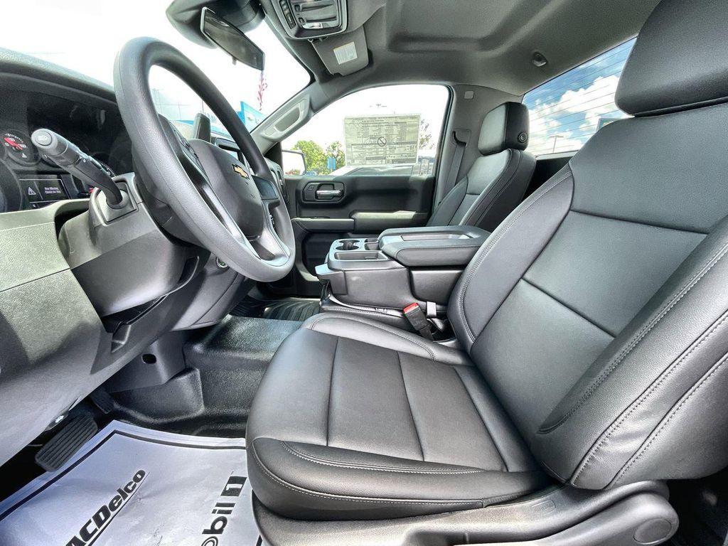 new 2025 Chevrolet Silverado 1500 car, priced at $40,705