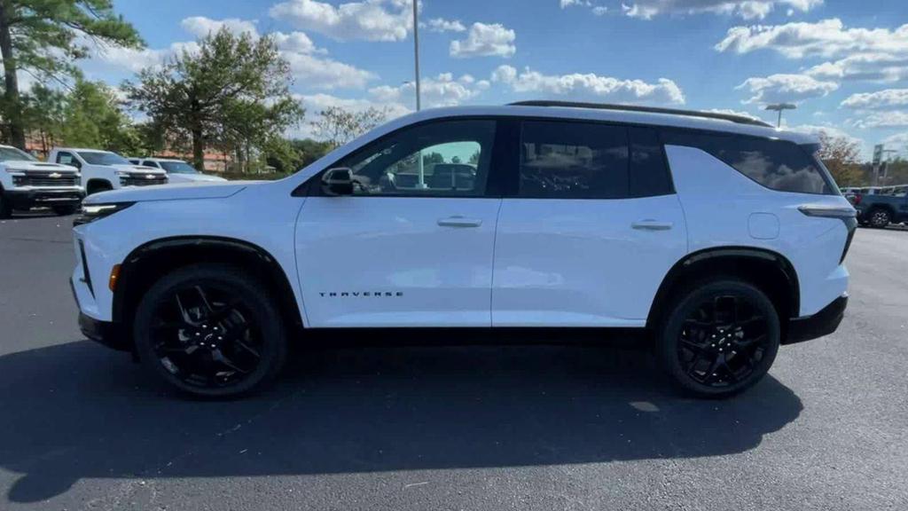 new 2026 Chevrolet Traverse car, priced at $58,330