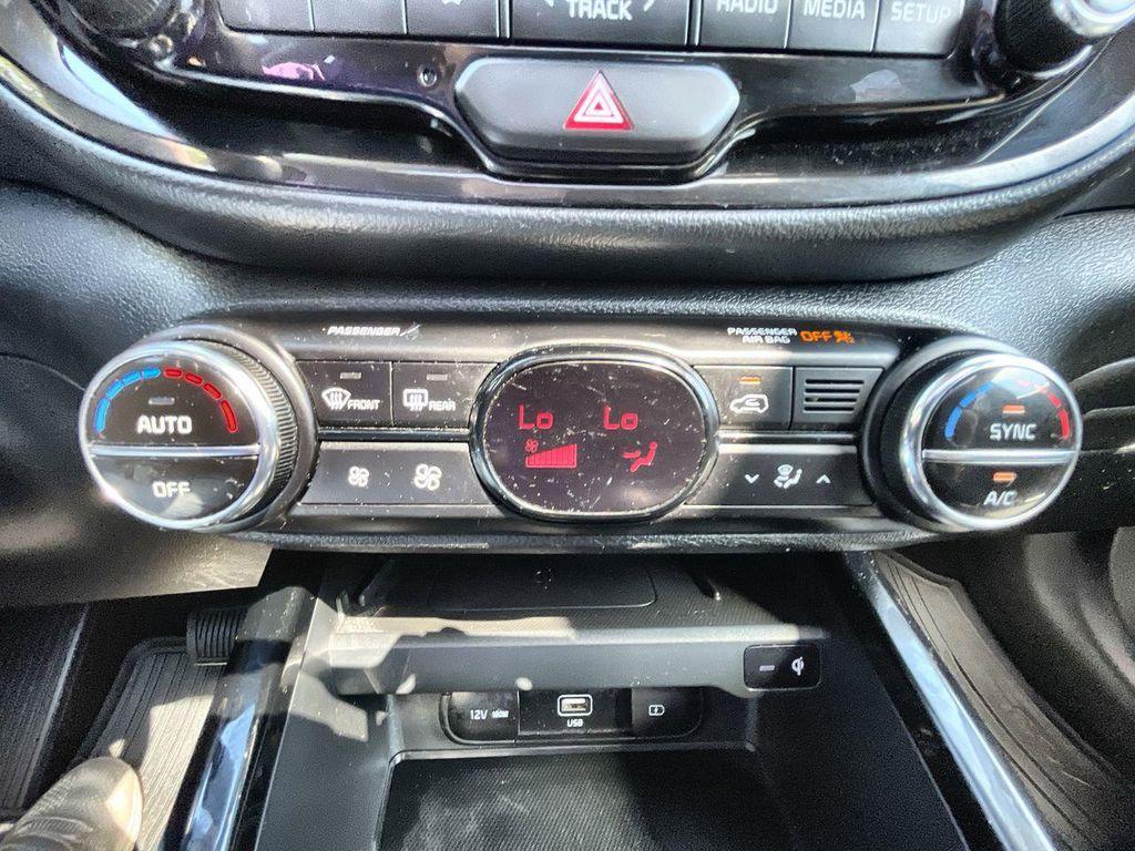 used 2021 Kia Soul car, priced at $13,569