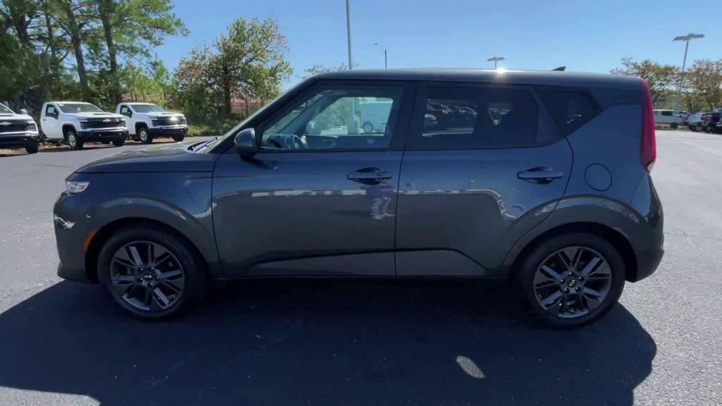 used 2021 Kia Soul car, priced at $13,569