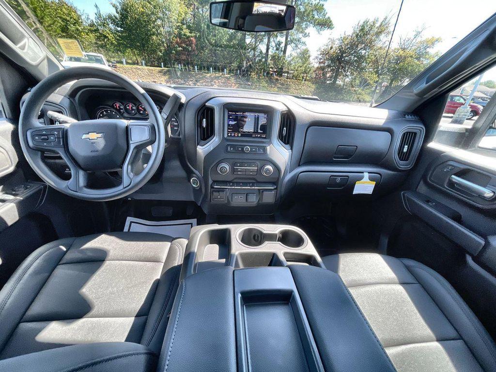new 2025 Chevrolet Silverado 2500 car, priced at $58,650