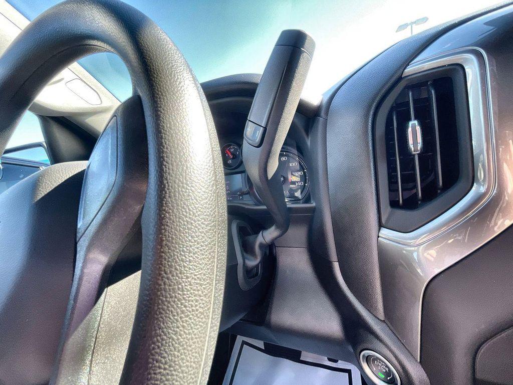 new 2025 Chevrolet Silverado 1500 car, priced at $45,980
