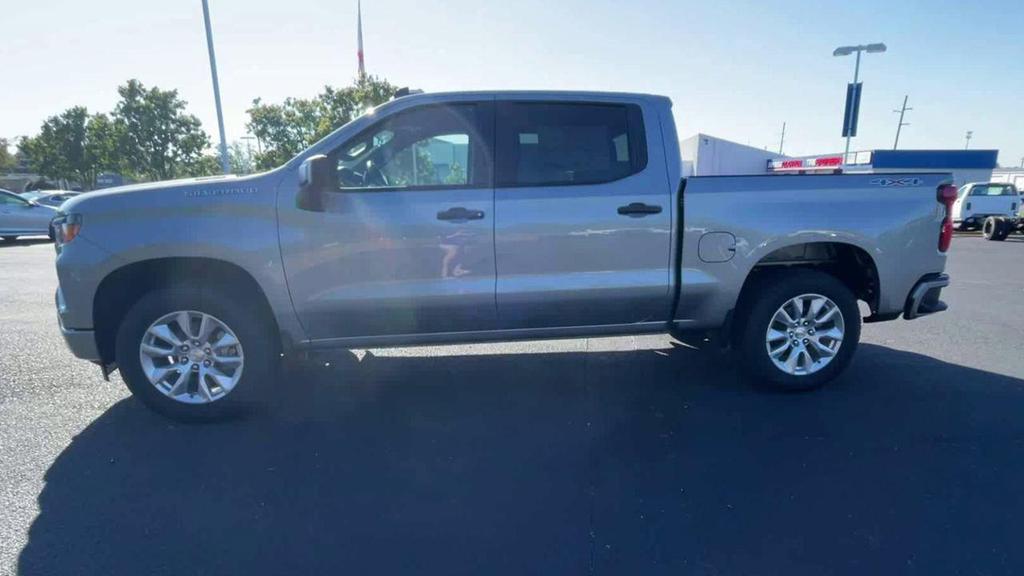 new 2025 Chevrolet Silverado 1500 car, priced at $45,980
