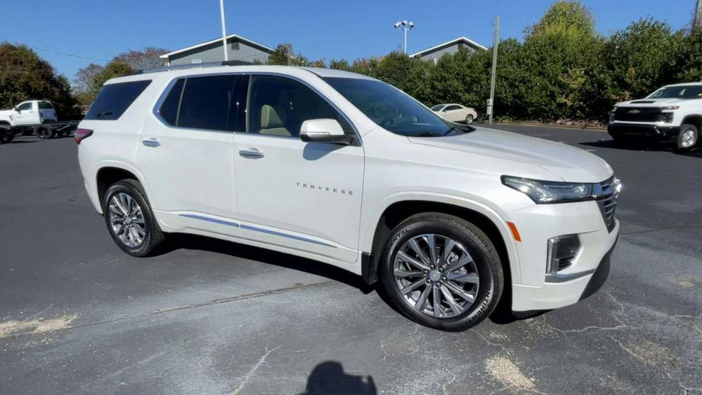 used 2023 Chevrolet Traverse car, priced at $39,940