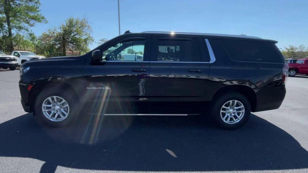 used 2022 Chevrolet Suburban car, priced at $38,980