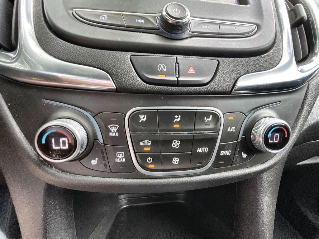 used 2022 Chevrolet Equinox car, priced at $19,998