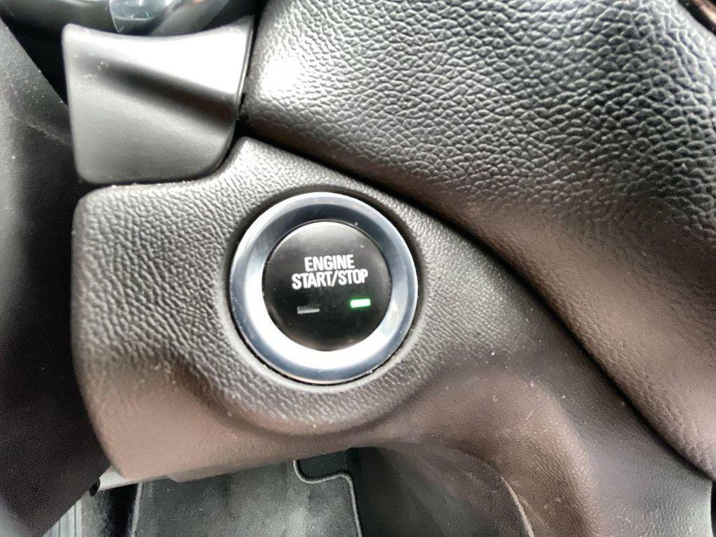 used 2022 Chevrolet Equinox car, priced at $19,998