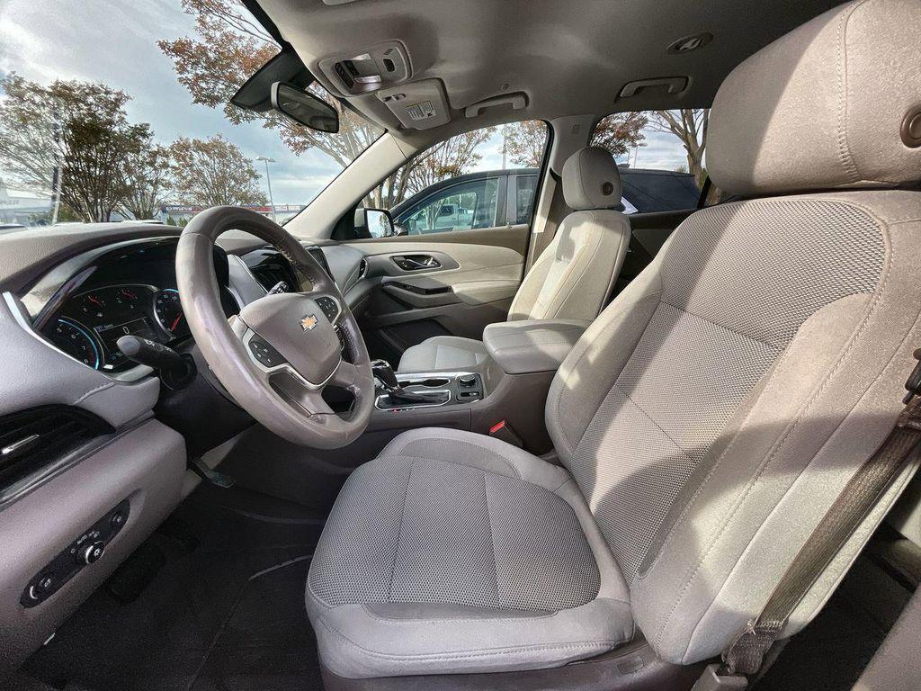 used 2018 Chevrolet Traverse car, priced at $13,995