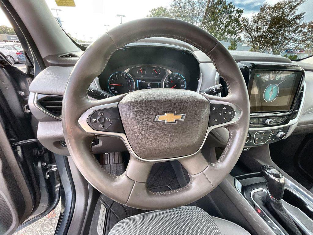 used 2018 Chevrolet Traverse car, priced at $13,995