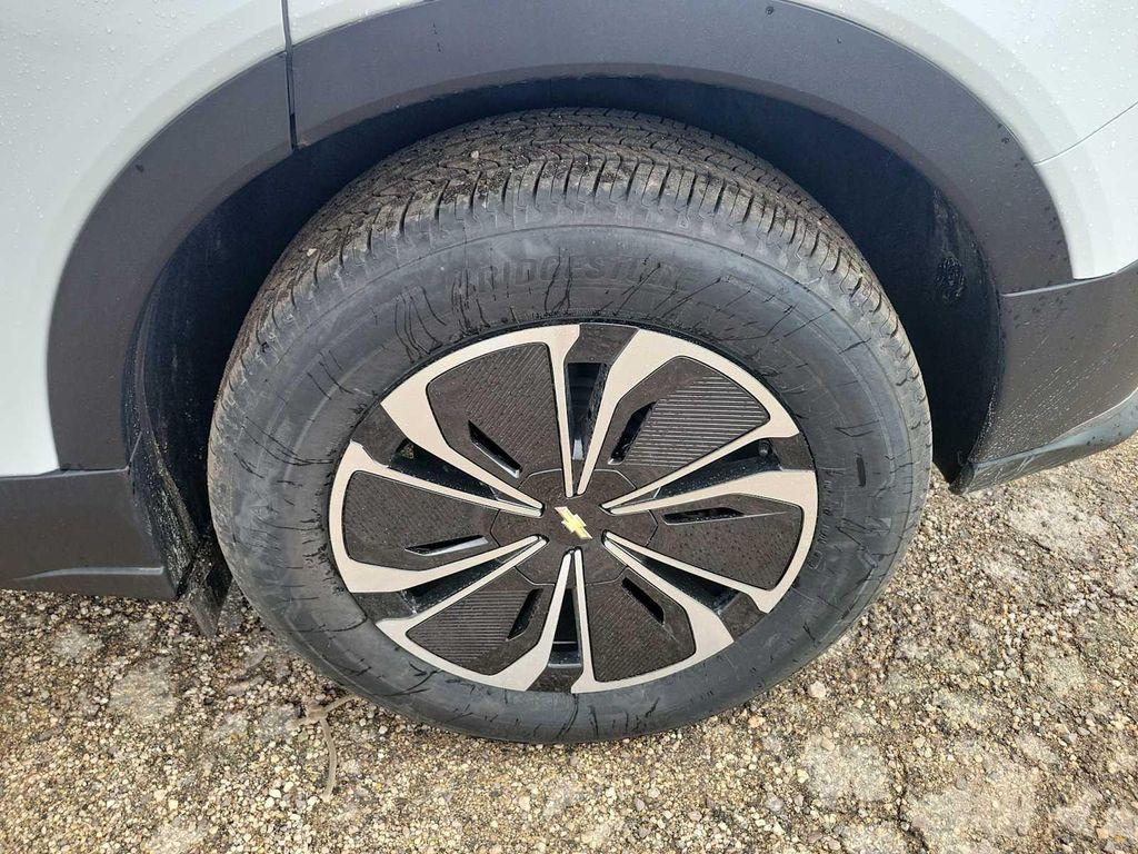 new 2025 Chevrolet Blazer EV car, priced at $39,595