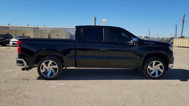 used 2022 Chevrolet Silverado 1500 car, priced at $42,995