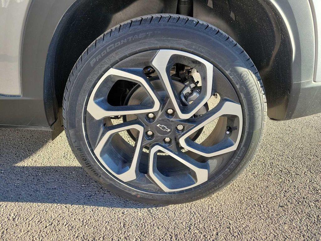 new 2025 Chevrolet Trax car, priced at $26,690