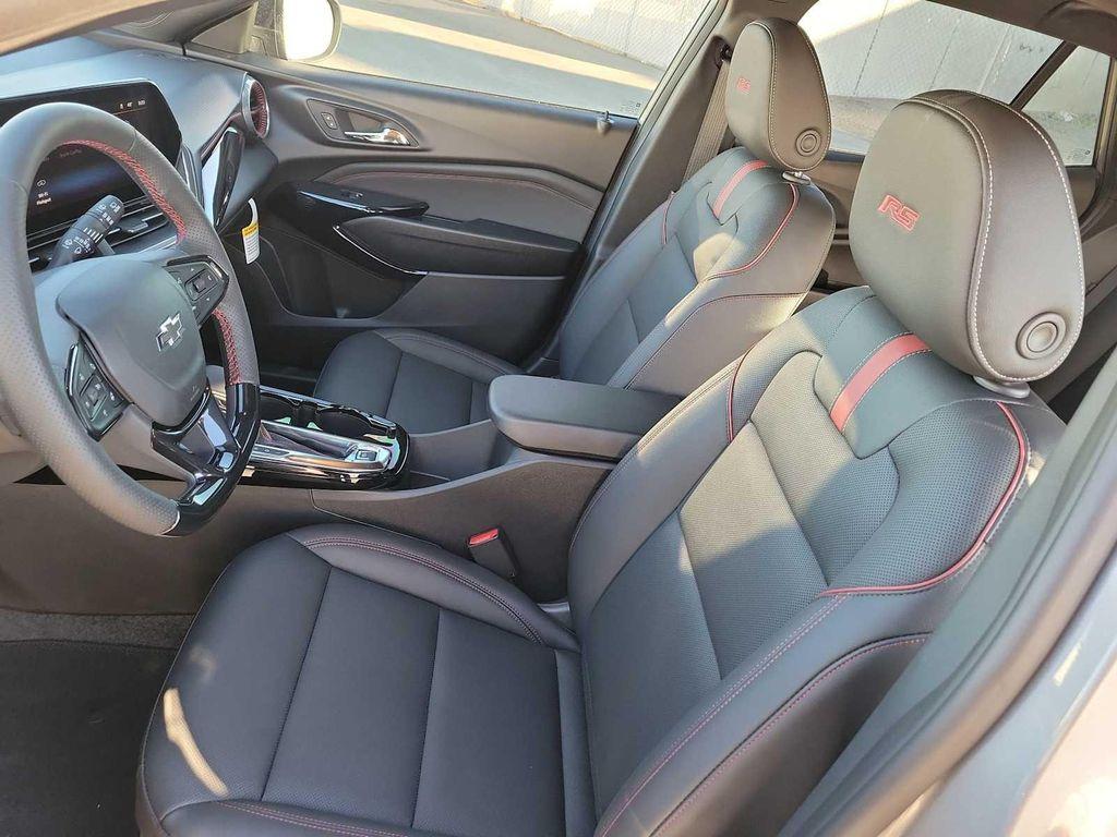 new 2025 Chevrolet Trax car, priced at $26,690