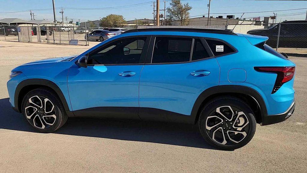 new 2025 Chevrolet Trax car, priced at $27,085