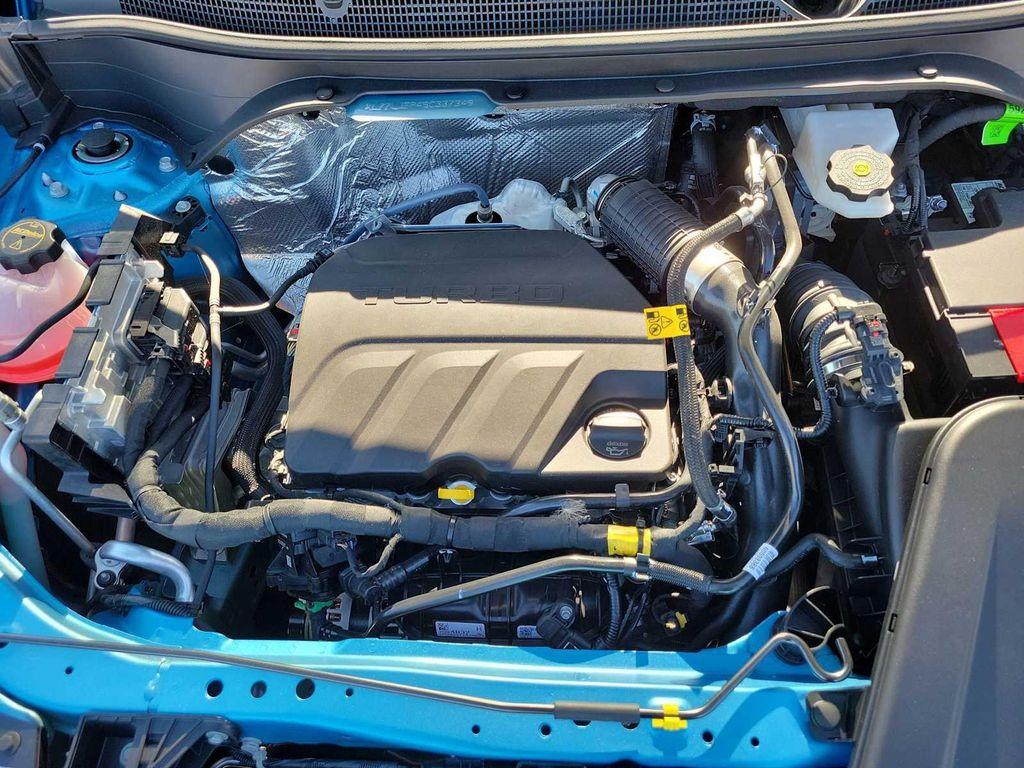 new 2025 Chevrolet Trax car, priced at $27,085