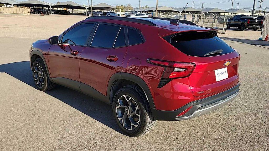used 2025 Chevrolet Trax car, priced at $22,000