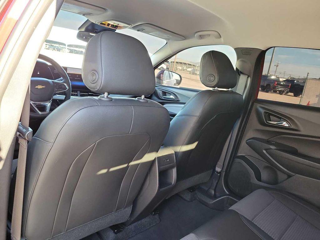 used 2025 Chevrolet Trax car, priced at $22,000