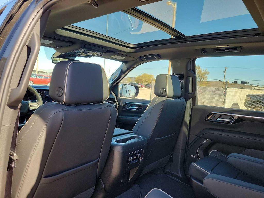 new 2025 Chevrolet Suburban car, priced at $88,875