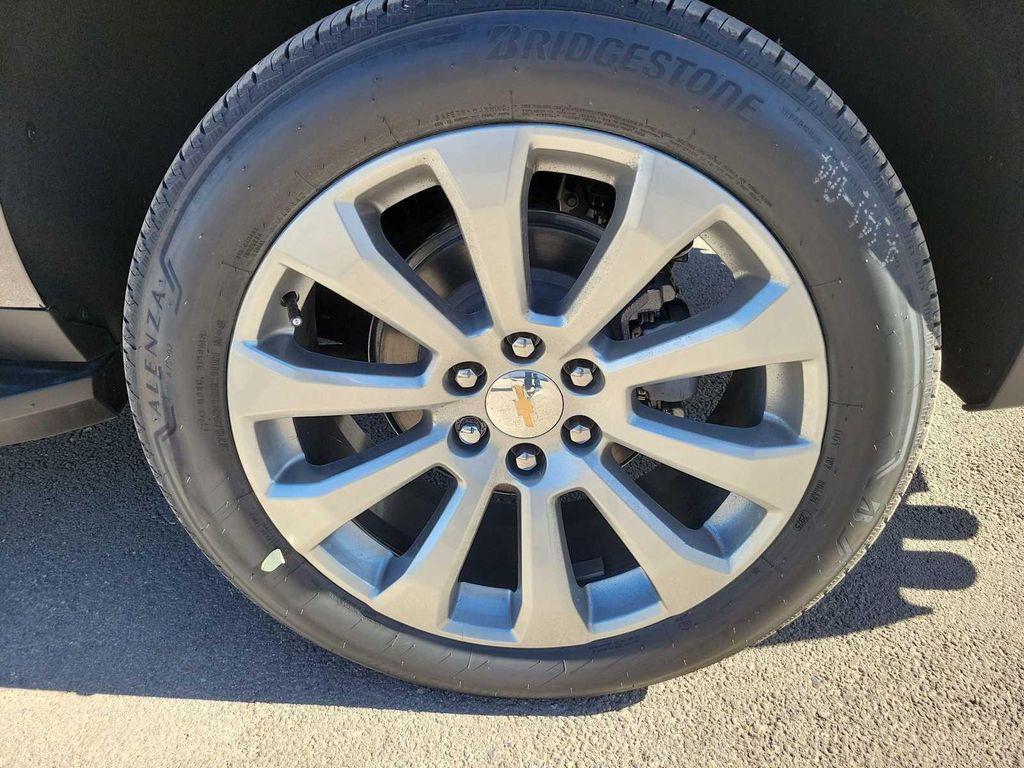 new 2025 Chevrolet Suburban car, priced at $83,220