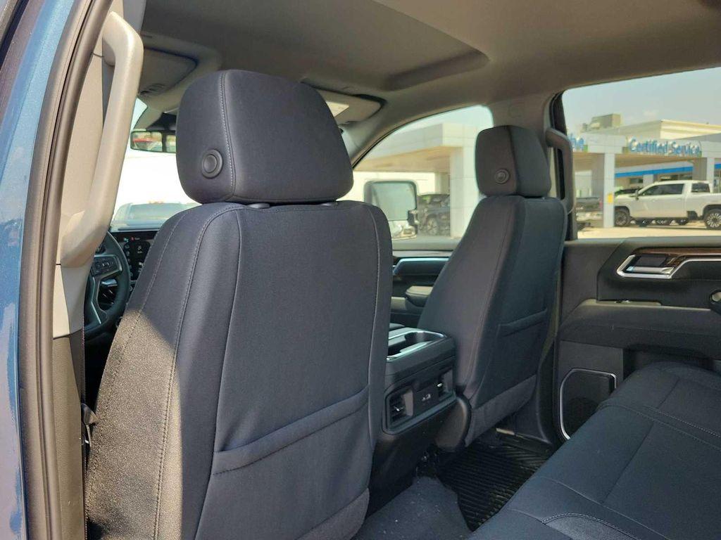 new 2025 Chevrolet Silverado 2500 car, priced at $77,275