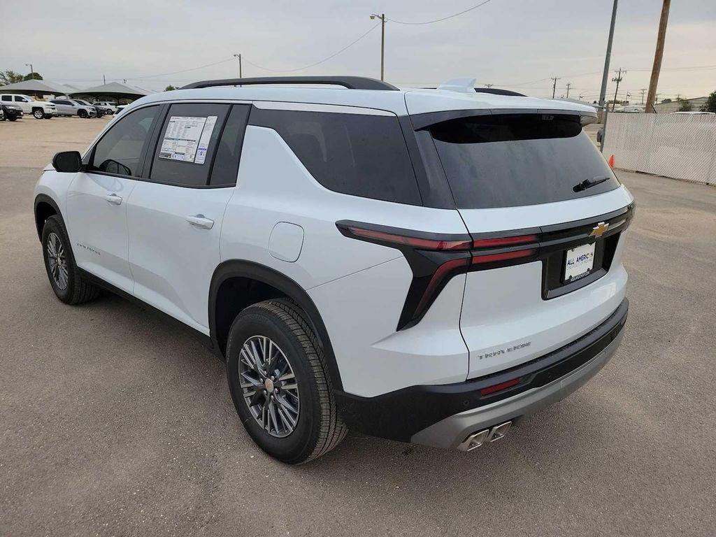 new 2026 Chevrolet Traverse car, priced at $45,340