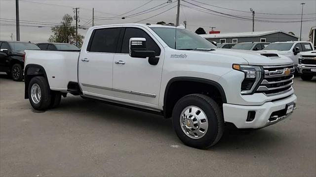 new 2025 Chevrolet Silverado 3500 car, priced at $93,200